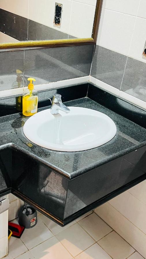 Dubai Star Hostel Экстерьер фото